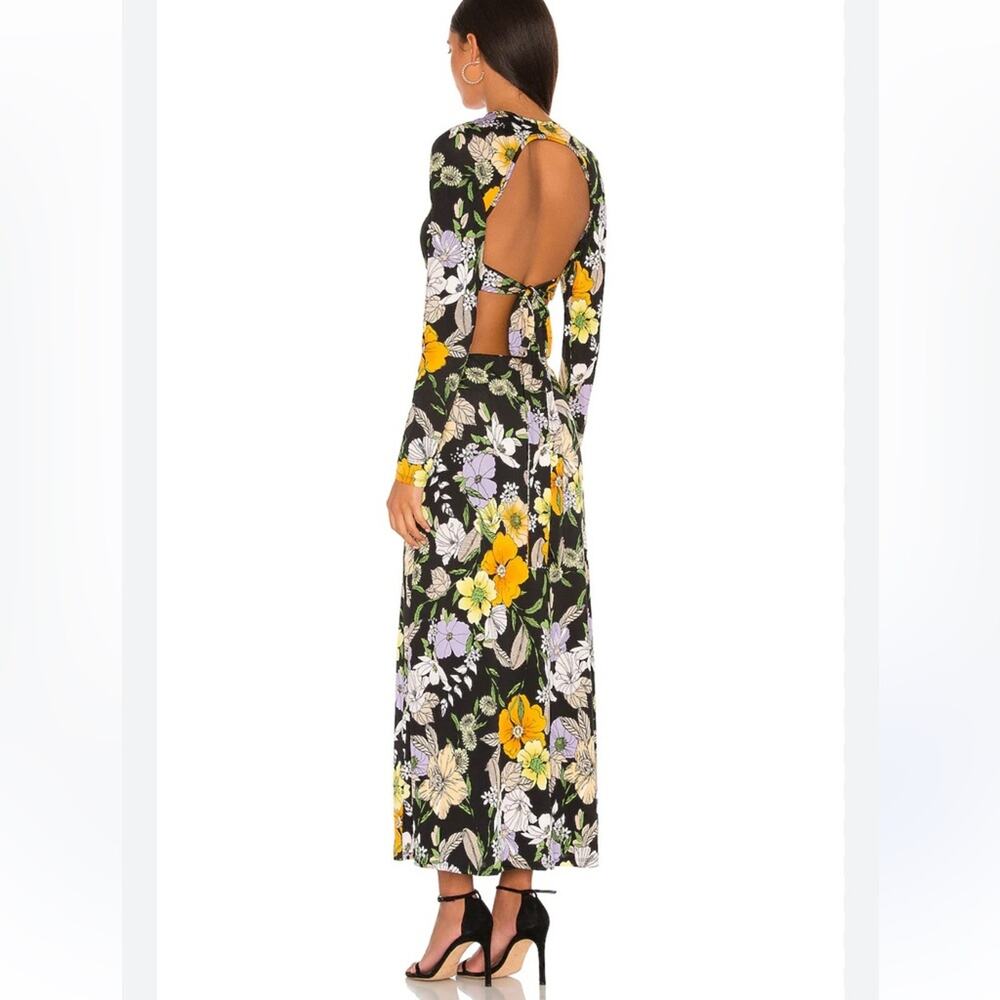 AFRM Assi Deep V Neck Side CutOut Midi Knit Dress
Noir Vintage Floral - Picture 3 of 10